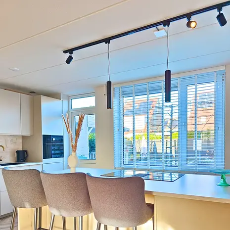 Qub  Focus III track lighting 3 spotlights and 2 pendant lamps black - 300cm - I-shape Qub  Focus III track lighting 3 spotlights and 2 pendant lamps black - 300cm - I-shape