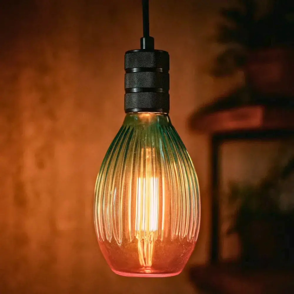 Suspension en Verre Solune - Ampoule E27 - Lumière d'Ambiance - Bleu avec Dégradé Rose - 4W - 1800K - Design Décoratif Suspension en Verre Solune - Ampoule E27 - Lumière d'Ambiance - Bleu avec Dégradé Rose - 4W - 1800K - Design Décoratif