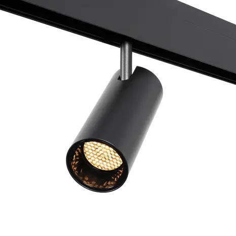 Qub Qub Line Magnet-Schiene – 4m – 6x Schienenstrahler – Schwarz – Smart Zigbee Beleuchtung – Flexible & Moderne Lichtlösung Qub Qub Line Magnet-Schiene – 4m – 6x Schienenstrahler – Schwarz – Smart Zigbee Beleuchtung – Flexible & Moderne Lichtlösung