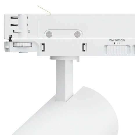 Qub Beam Schienenstrahler – Weiß – 3-Phasen – Dimmbar – Integrierte LED – 2700K/3500K/5000K Qub Beam Schienenstrahler – Weiß – 3-Phasen – Dimmbar – Integrierte LED – 2700K/3500K/5000K