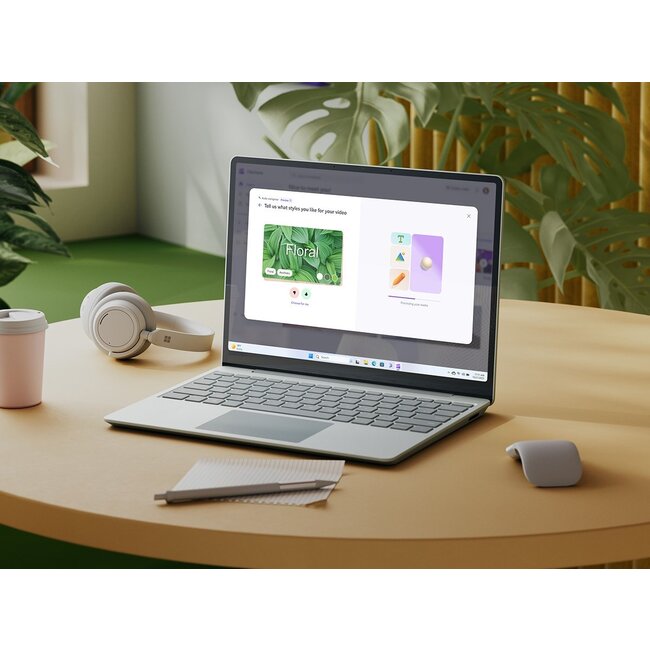 Microsoft Surface Laptop Go 3 i5 / 8GB / 256GB Platinum