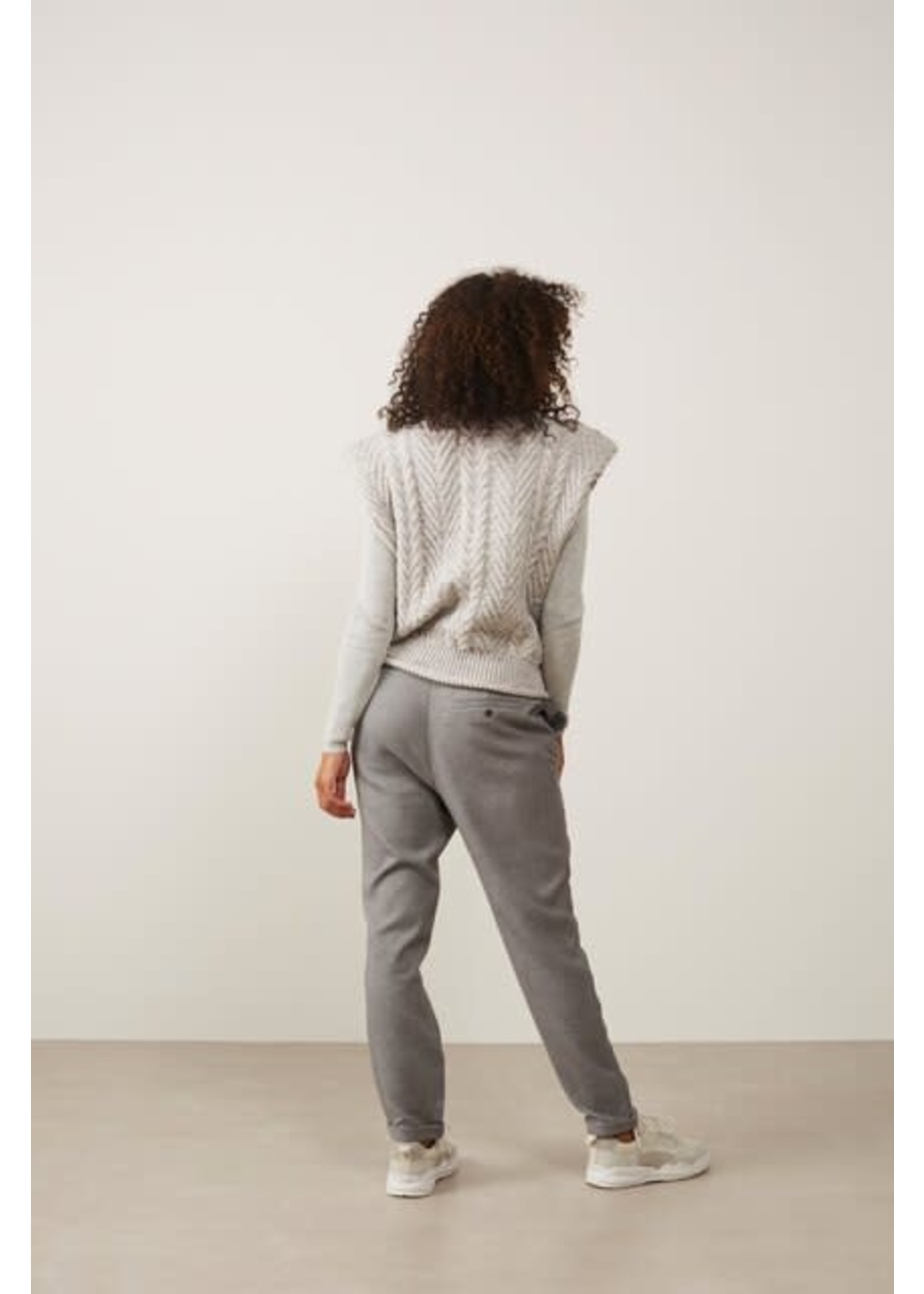 Yaya Yaya, Pantalon with straight legs, side pockets and zip in twill, Flannel Grey