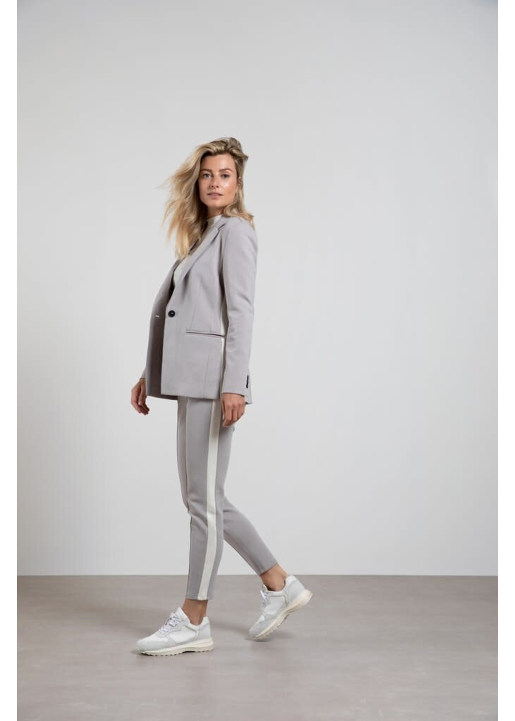 Yaya Yaya, Scuba trousers with side pockets, seam details and stripe, Paloma Grey