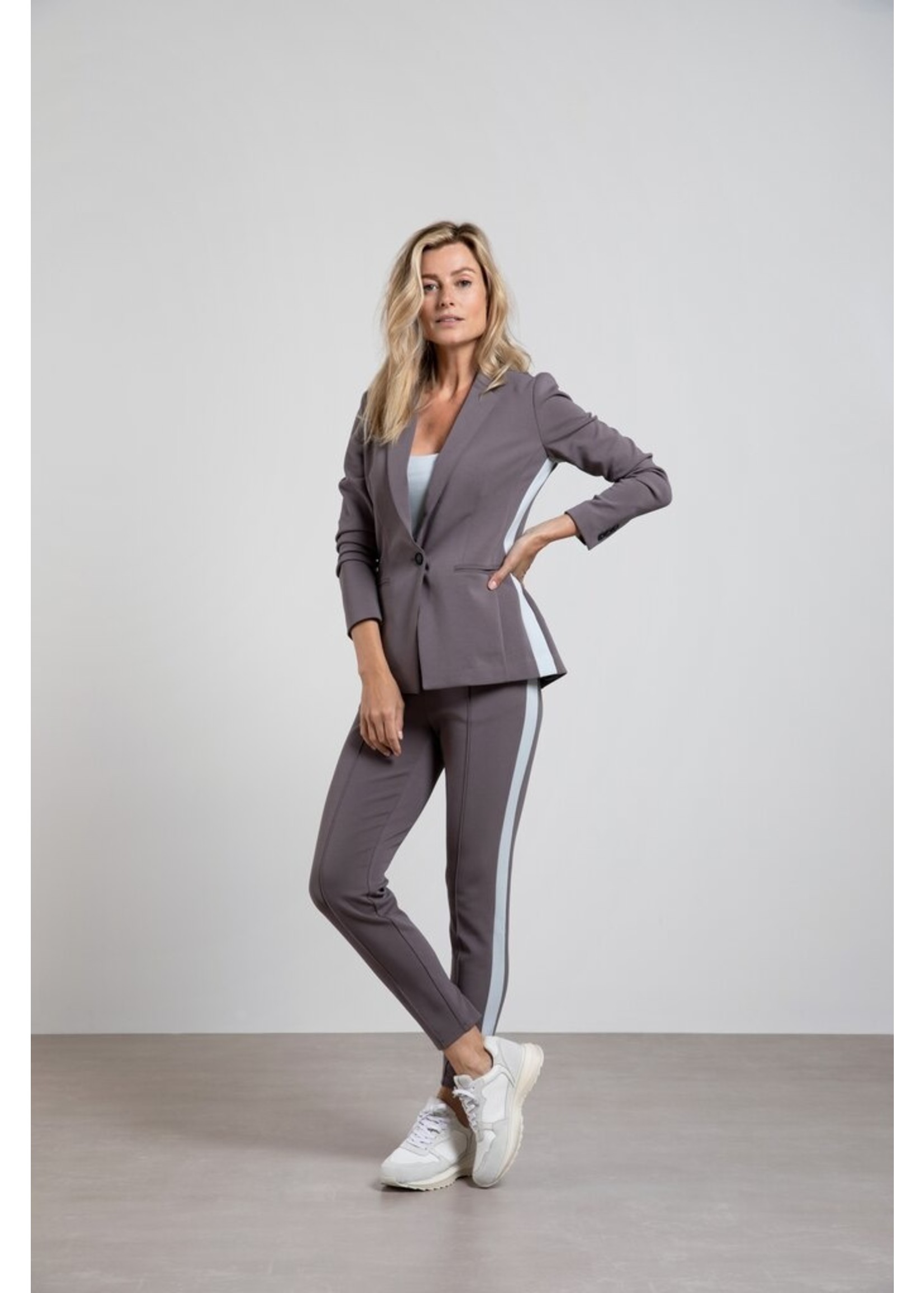 Yaya Scuba blazer with long sleeves, a button and a stripe, Thunderdome grey