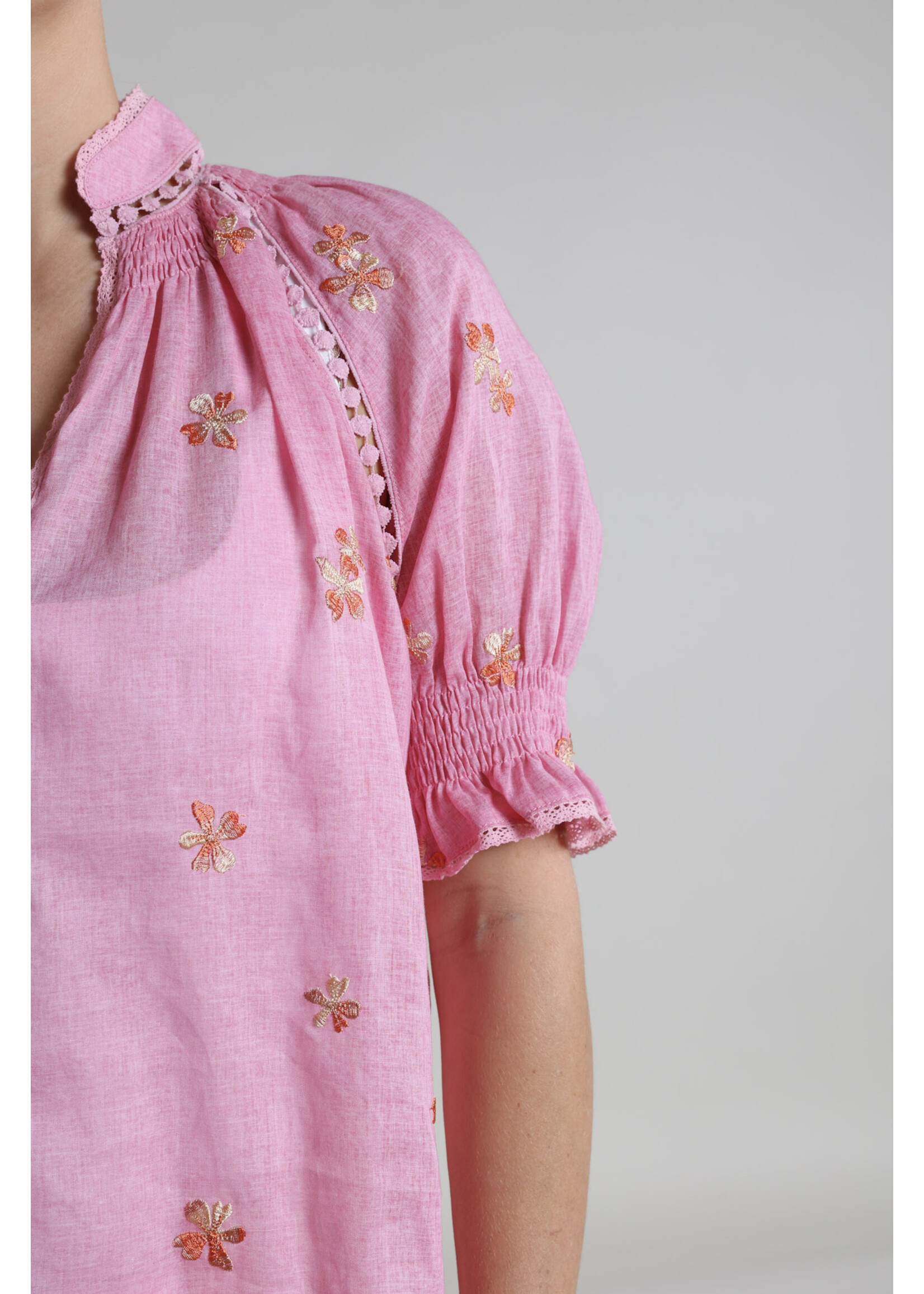 Nukus Nukus, Carolina Top Embroidery Pink, Size: