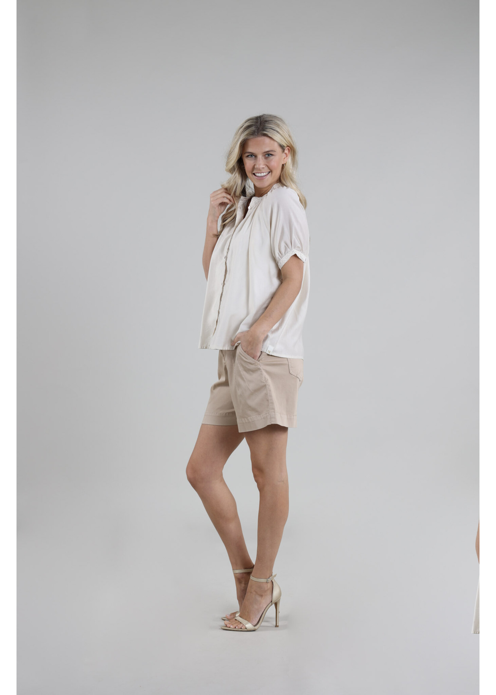 Nukus Nukus, Tanya Short Sand, Size: