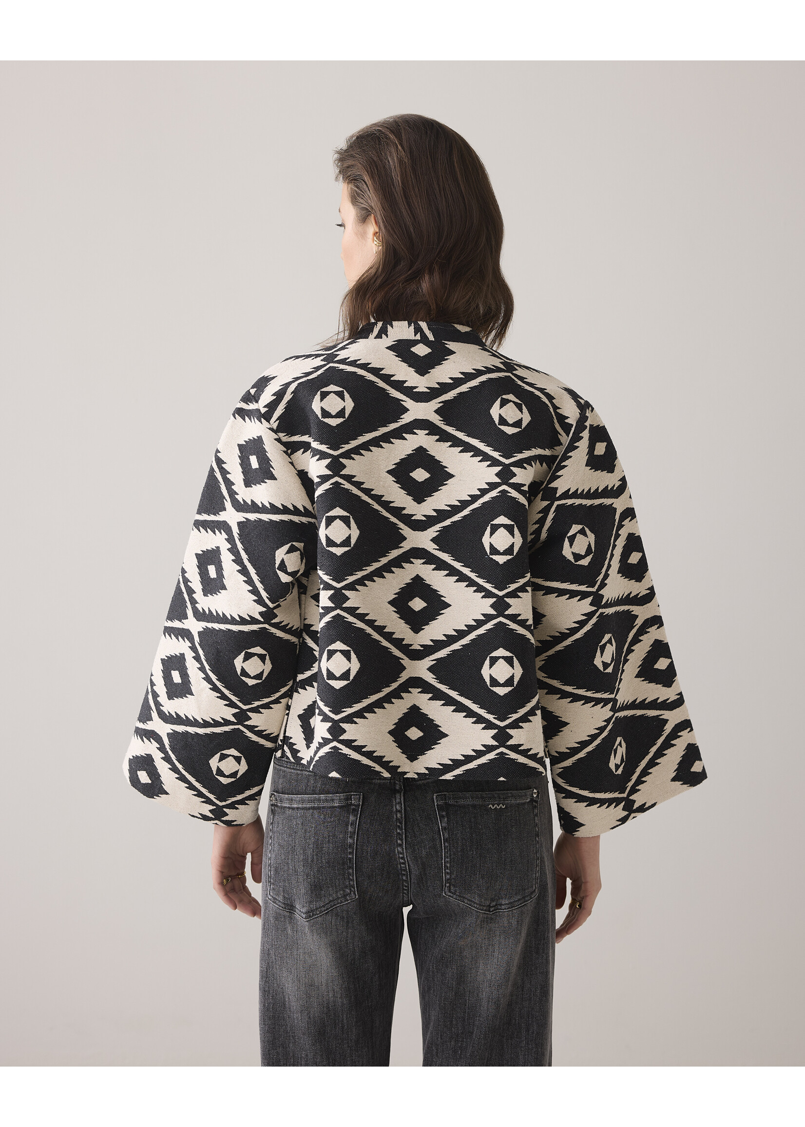Summum Summum, Short round neck jacket Geo Aztek, Black, Size: