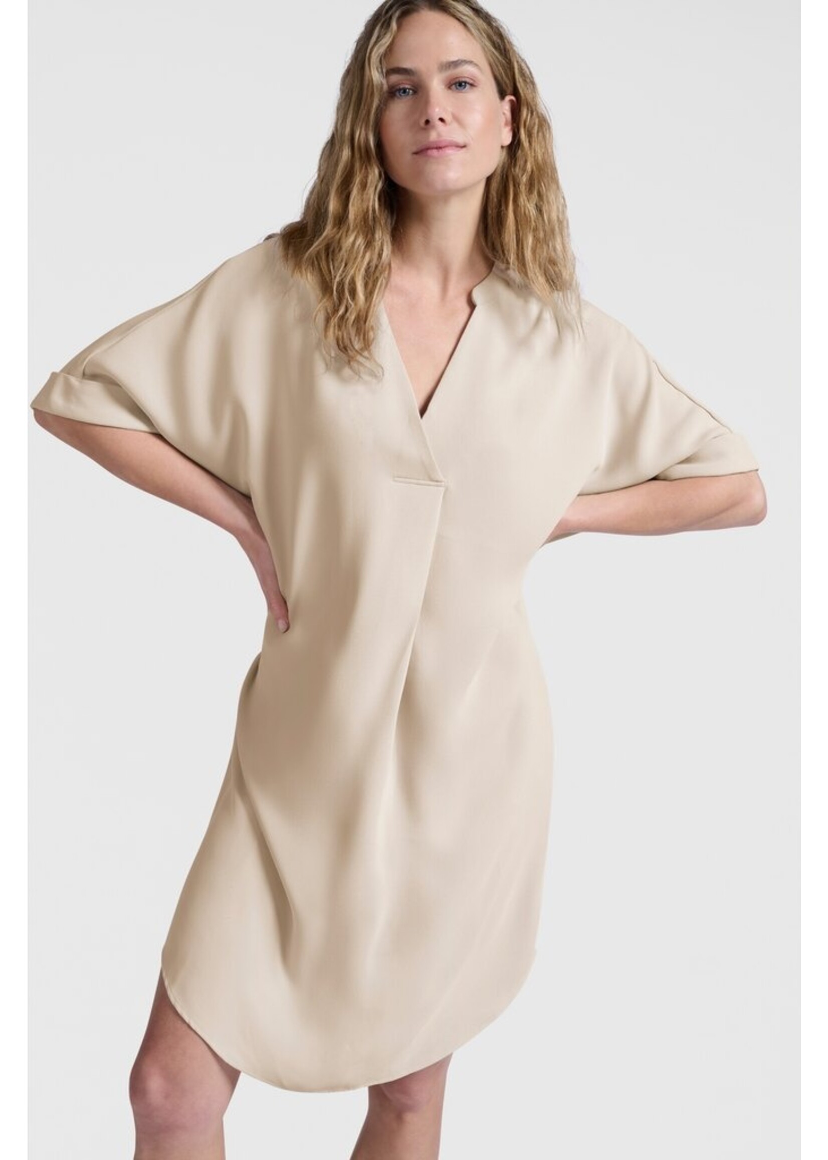 Yaya Yaya, Flowy dress with V-neck, Beige, Size: