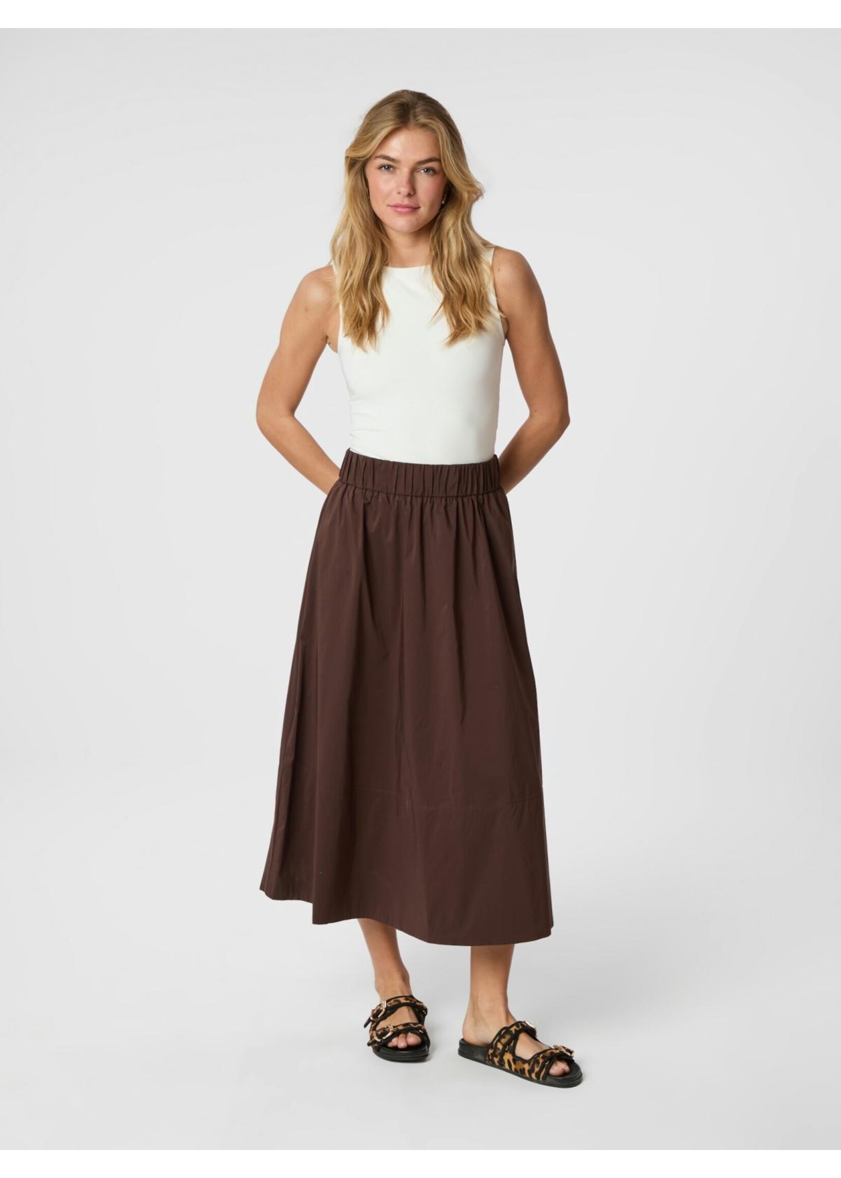 Neo Noir Neo Noir, Yara Poplin Skirt, Dark Brown, size: