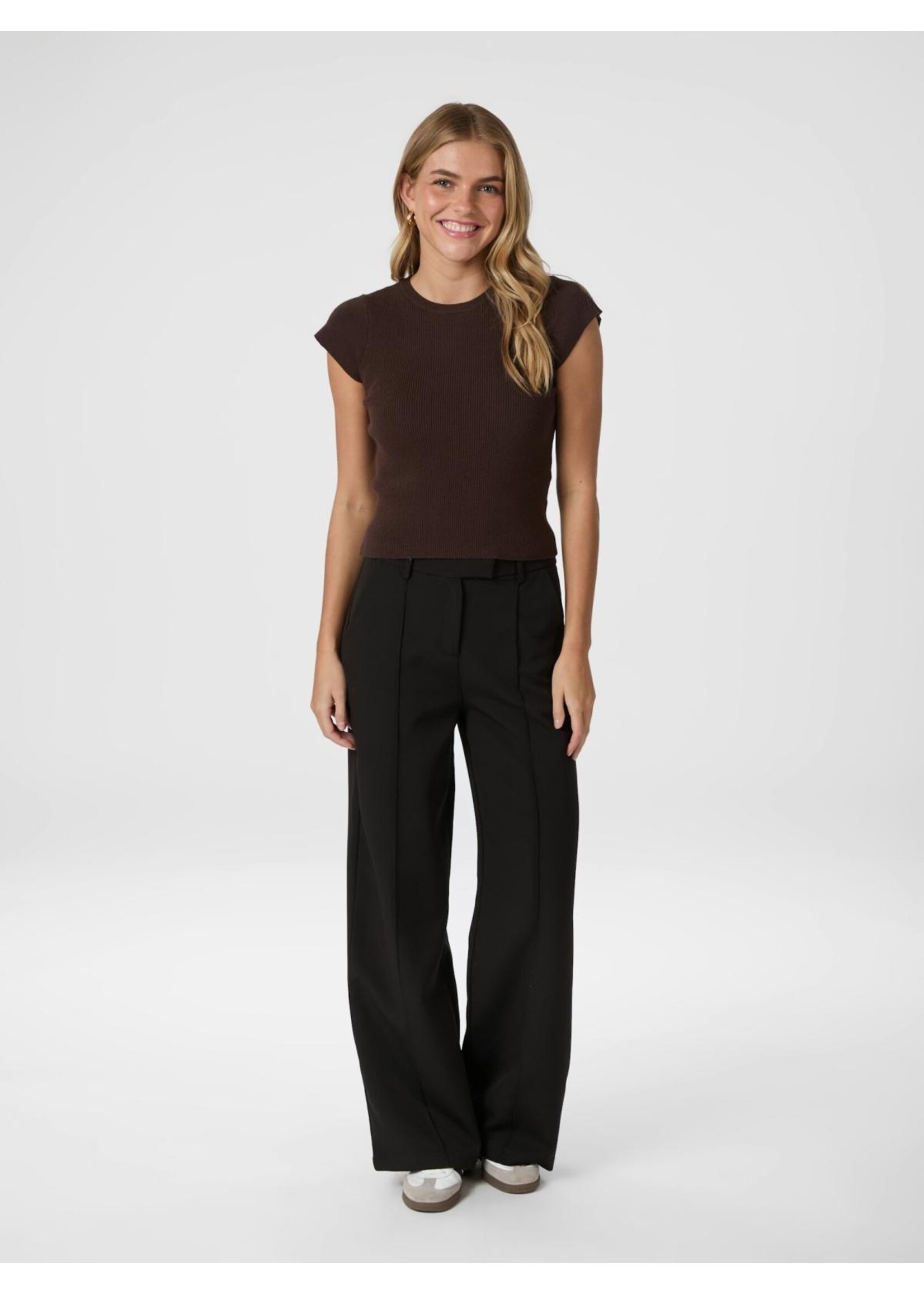 Neo Noir Neo Noir, Tirra Knit Tee, Brown, Size: