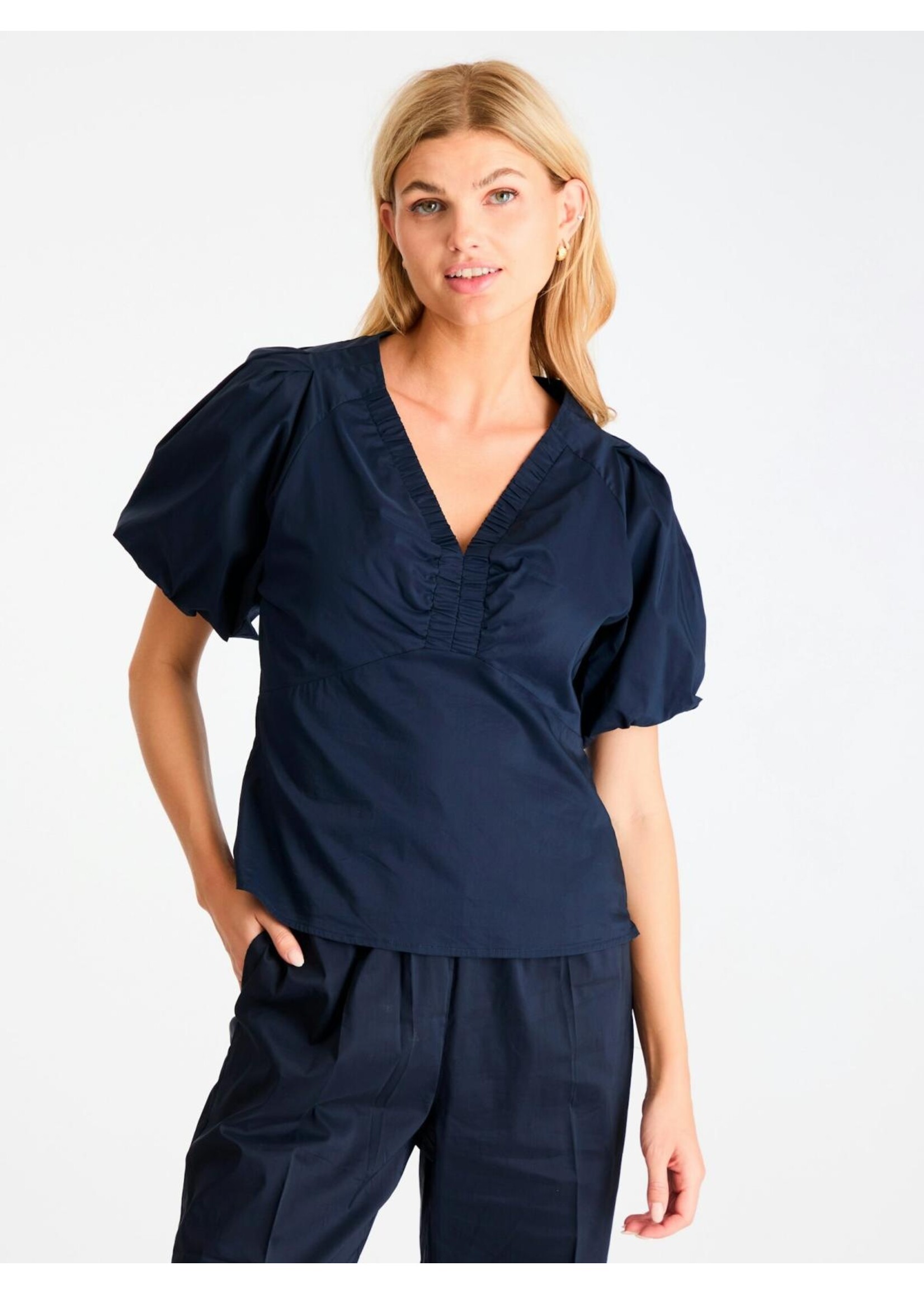 Neo Noir Neo Noir, Irina Structure Blouse, Navy, Size: