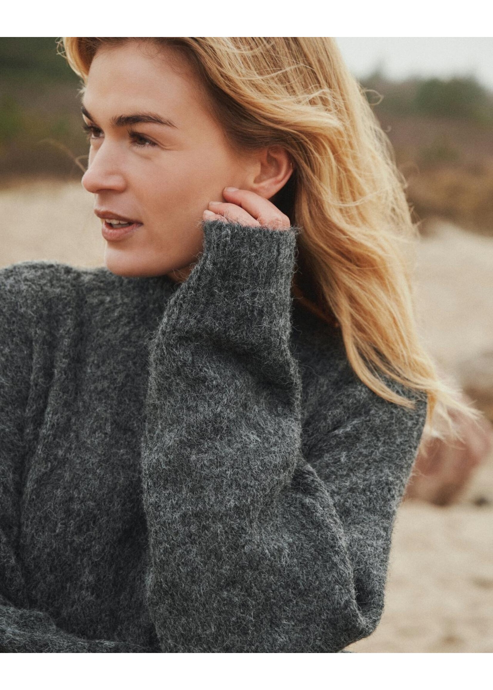 Neo Noir Neo Noir, Paulina Fluffy Knit Blouse, Antracit, Size: