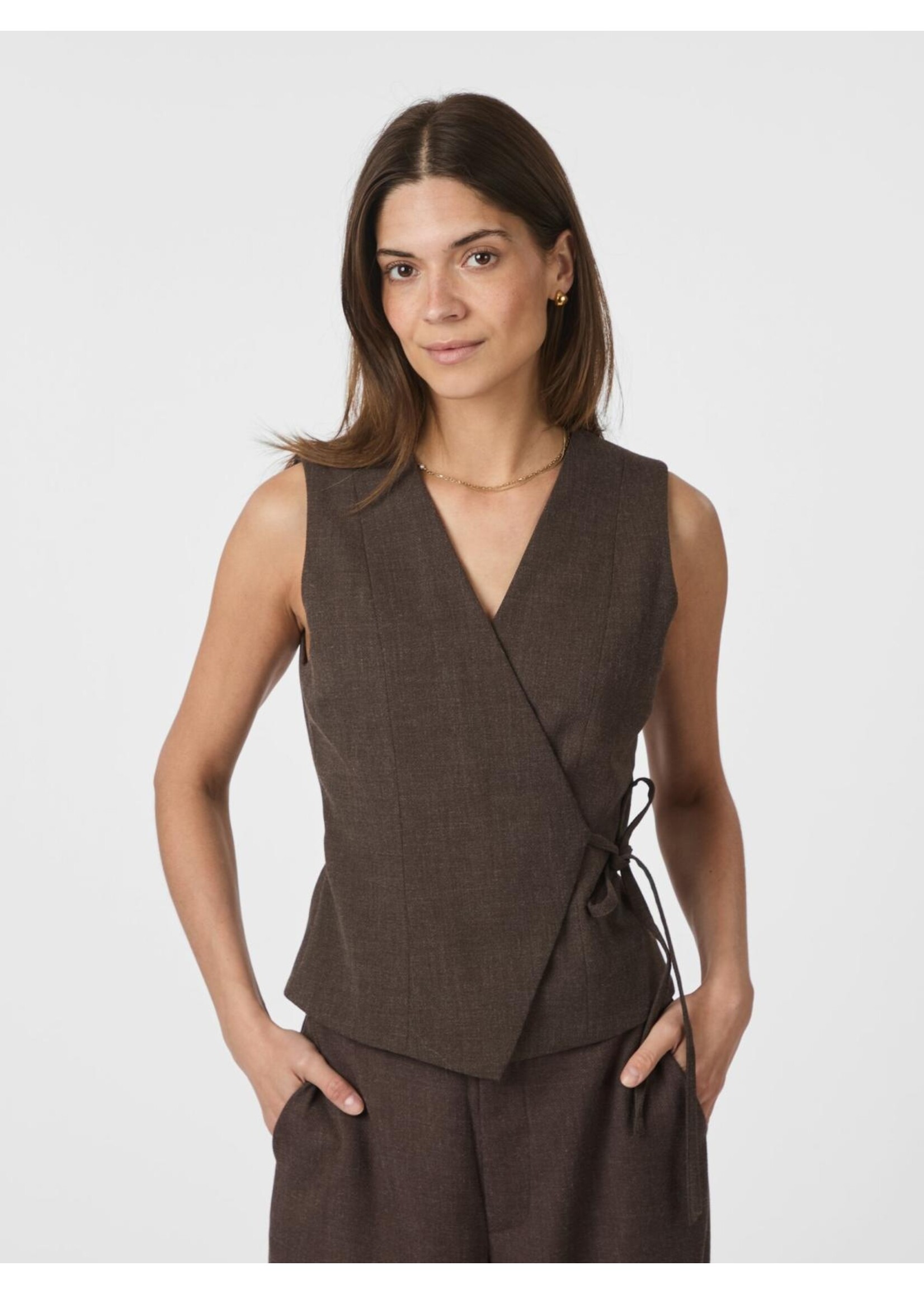 Neo Noir Neo Noir, Samara Melange Waistcoat, Brown Melange, Size: