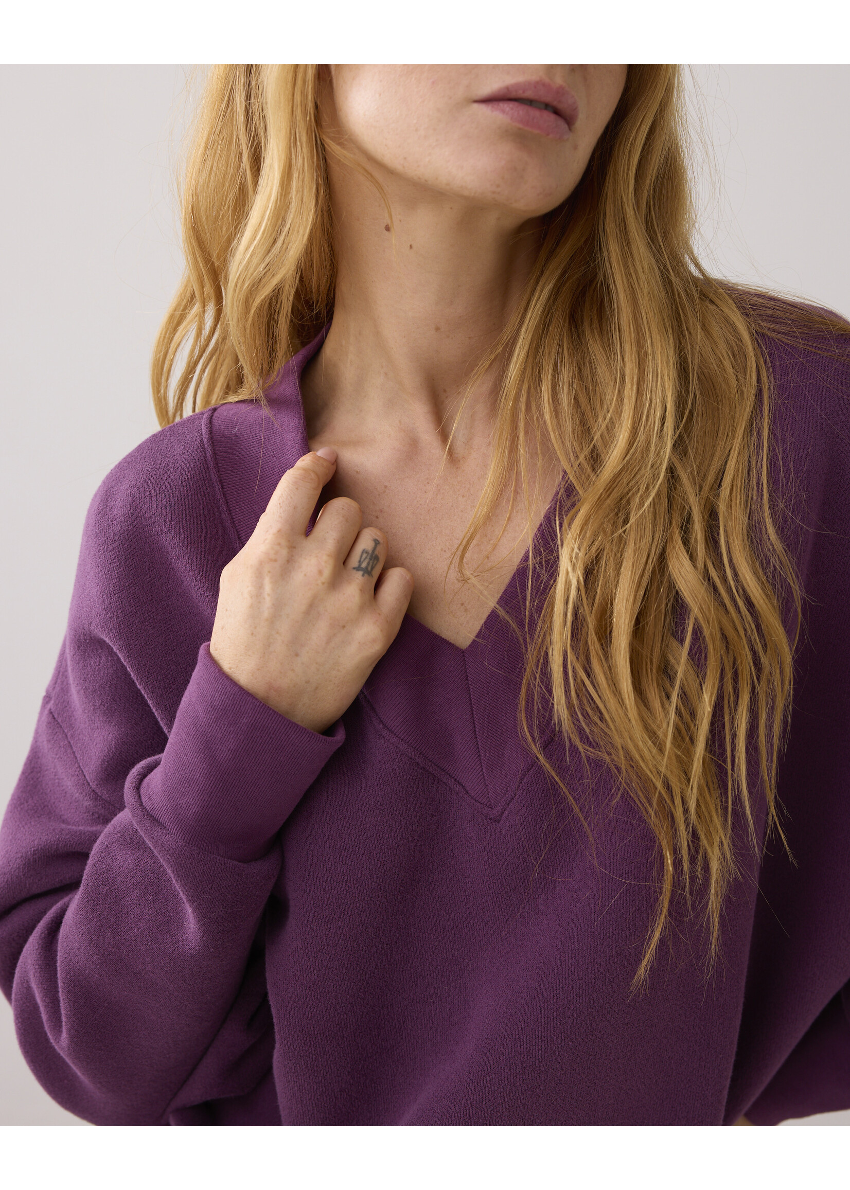 Summum Summum, Soft V-neck sweat, Wineberry, Size: