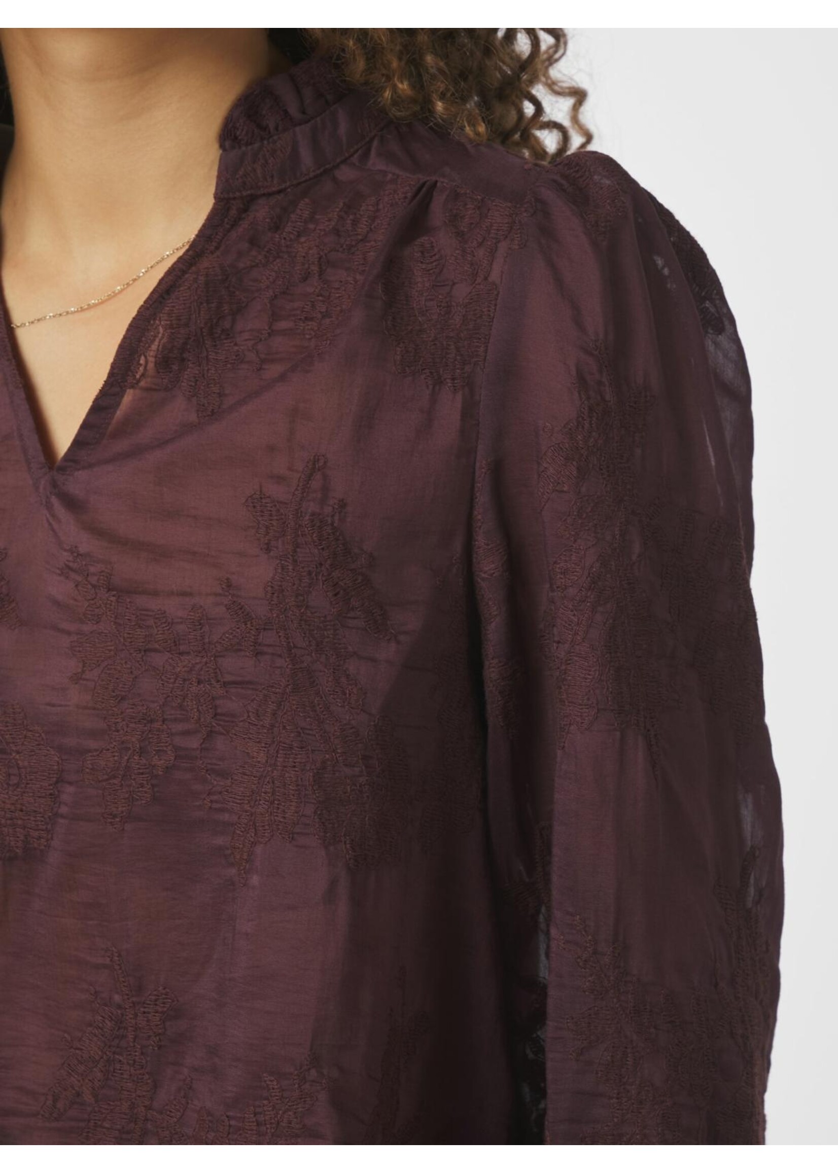 Neo Noir Neo Noir, Amara Big Embroidery Blouse, Burgundy, Size: