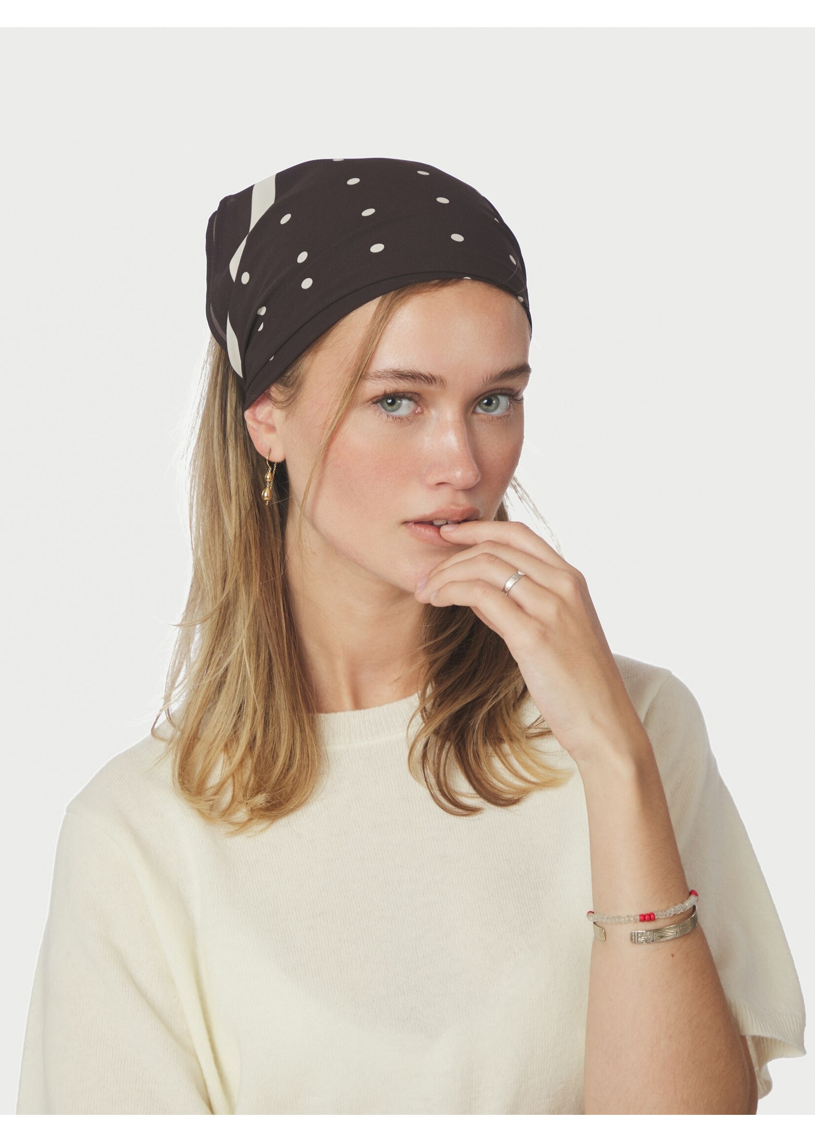 Neo Noir Neo Noir, Judy Dot Scarf