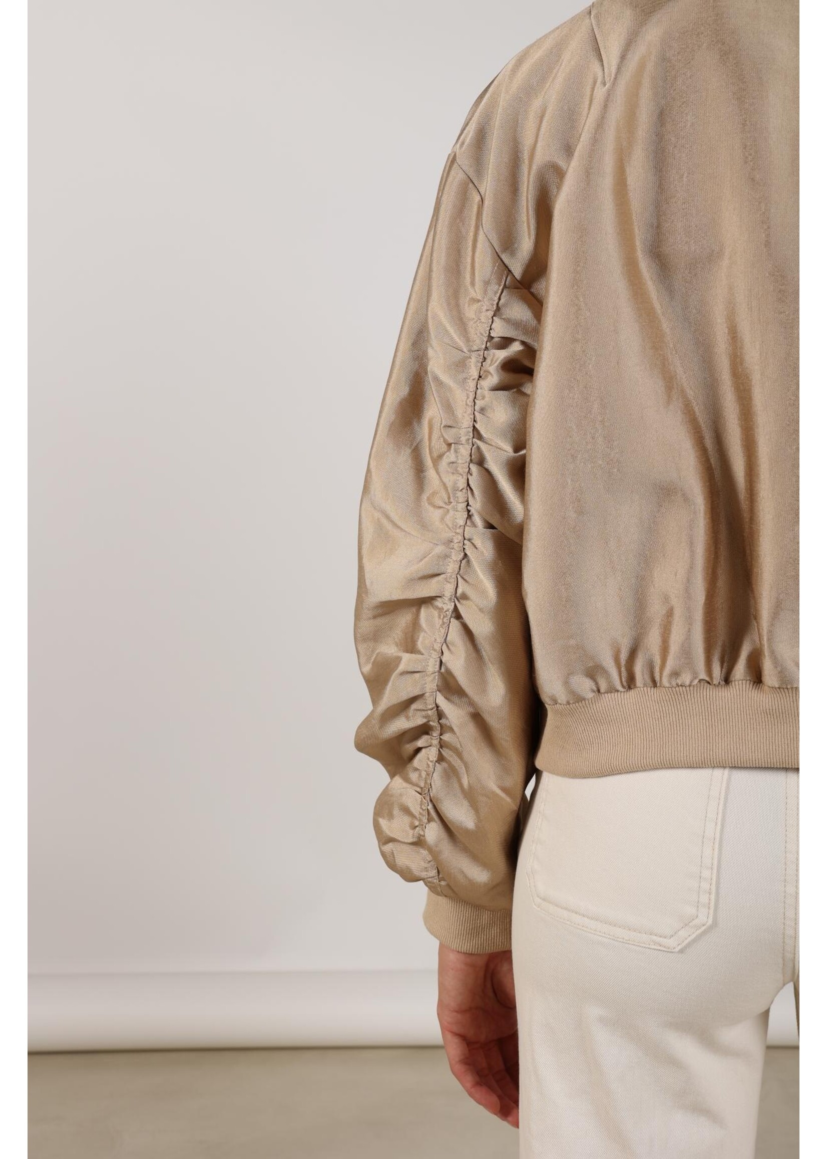 Nukus Nukus, Babette Bomber, Gold Size: