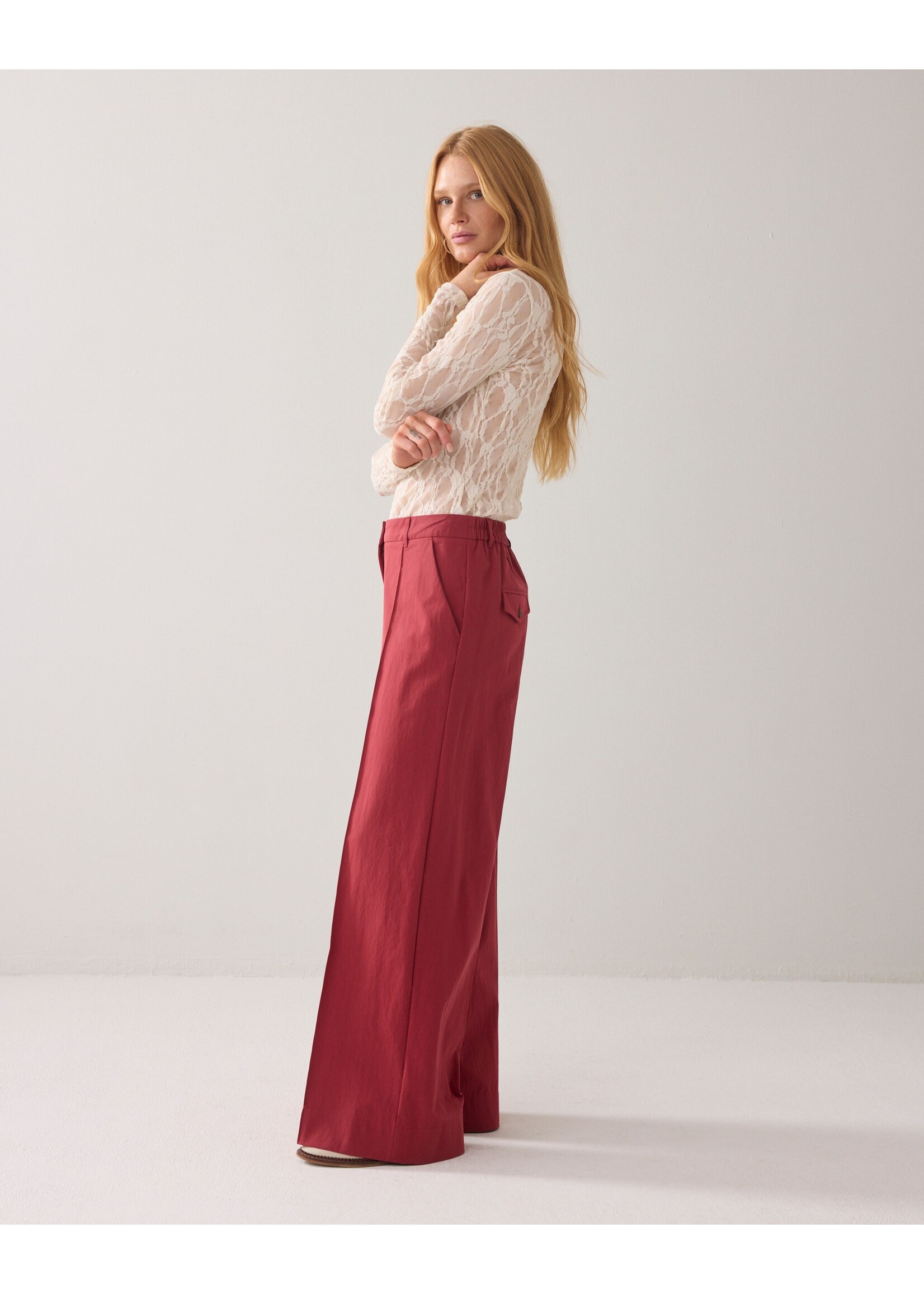 Summum Summum, Trousers wide leg Cotton blend, brick red, Size: