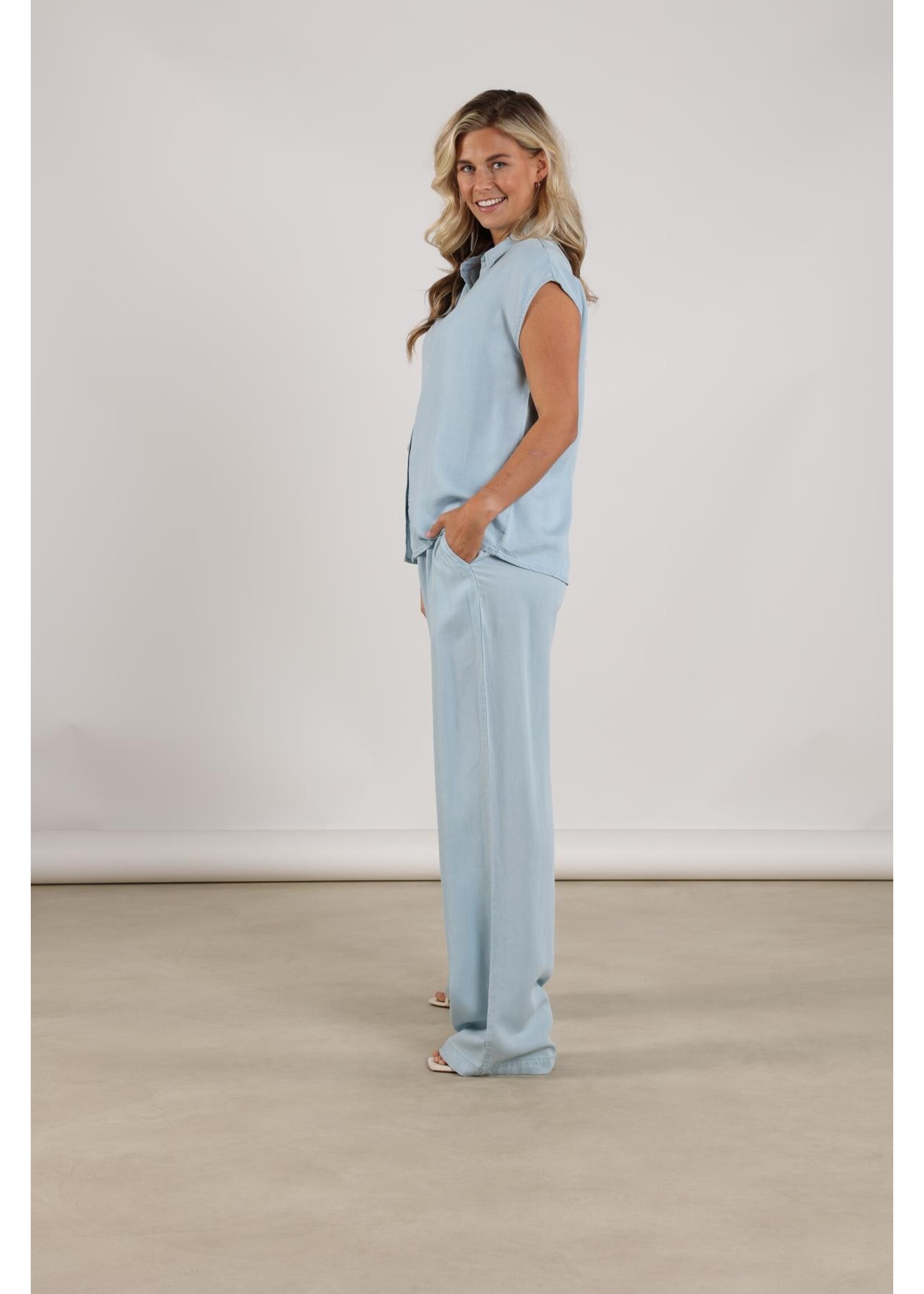 Nukus Nukus, Novi Pants, Cloudy, Size: