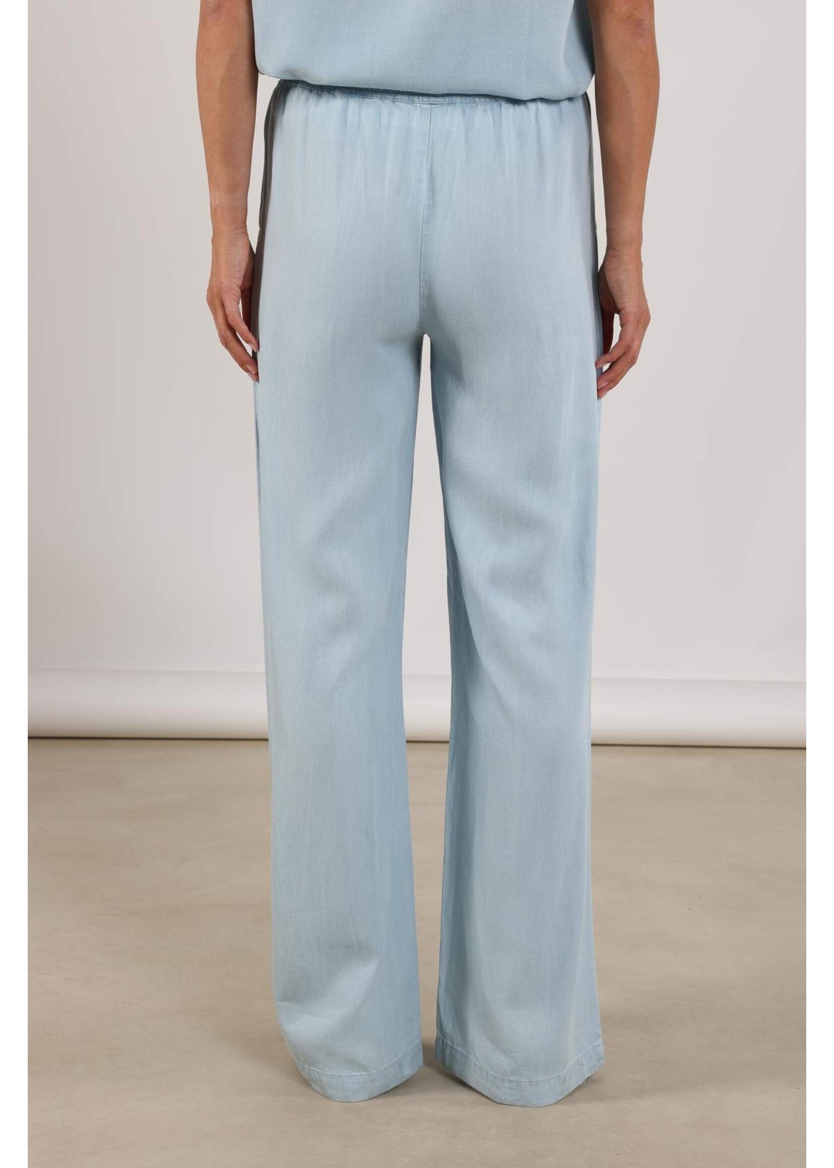 Nukus Nukus, Novi Pants, Cloudy, Size: