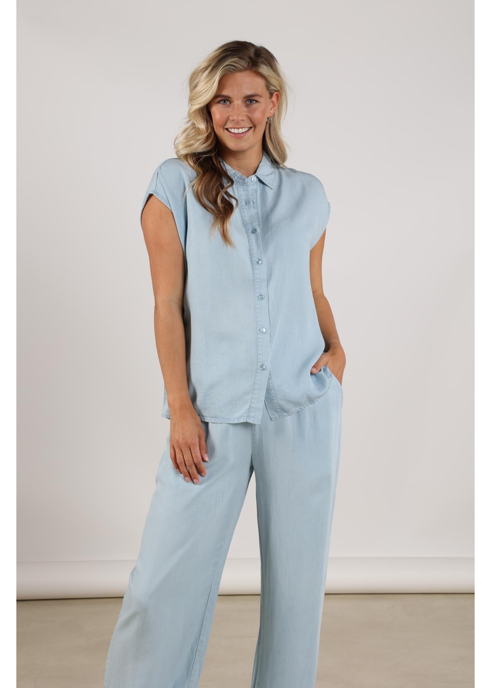 Nukus Nukus, Sanne Top, Cloudy, Size: