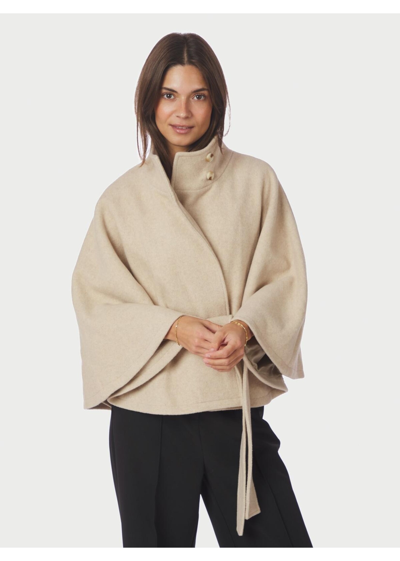 Neo Noir Neo Noir, Zanna Cape, Sand, Size: