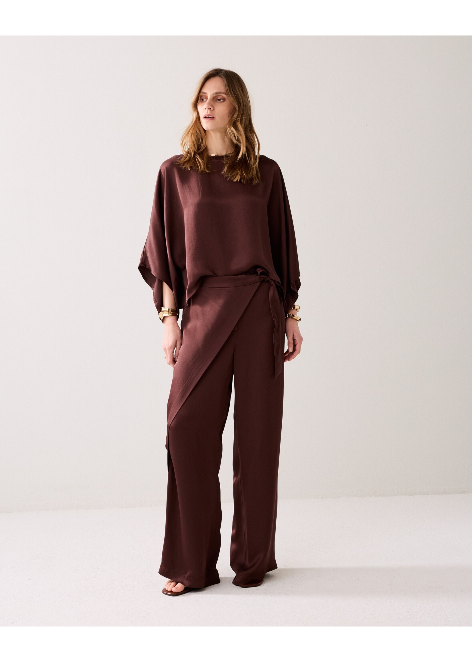 Summum Summum, Trousers Heavy silky touch, Coffee, Size: