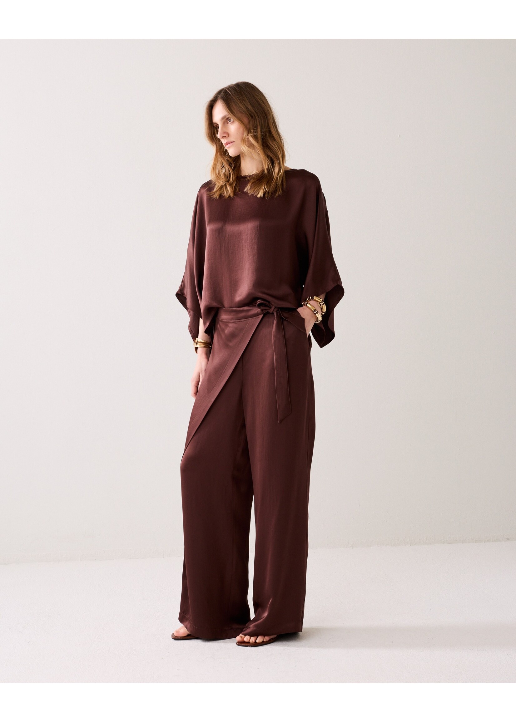 Summum Summum, Trousers Heavy silky touch, Coffee, Size: