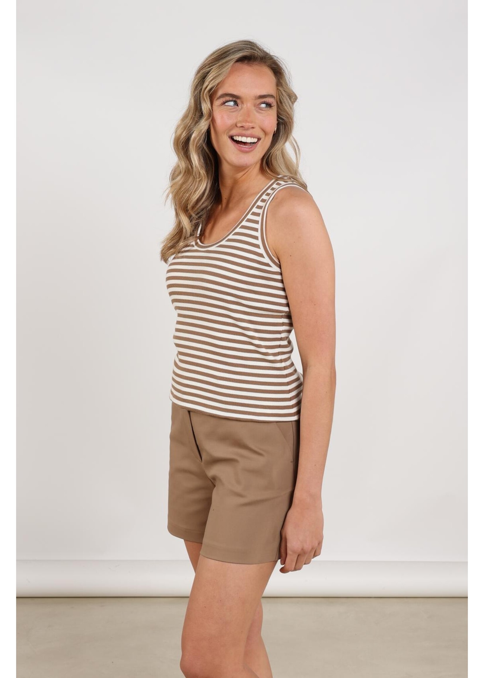 Nukus Nukus, Steffie Singlet, Off white/Fango, Size: