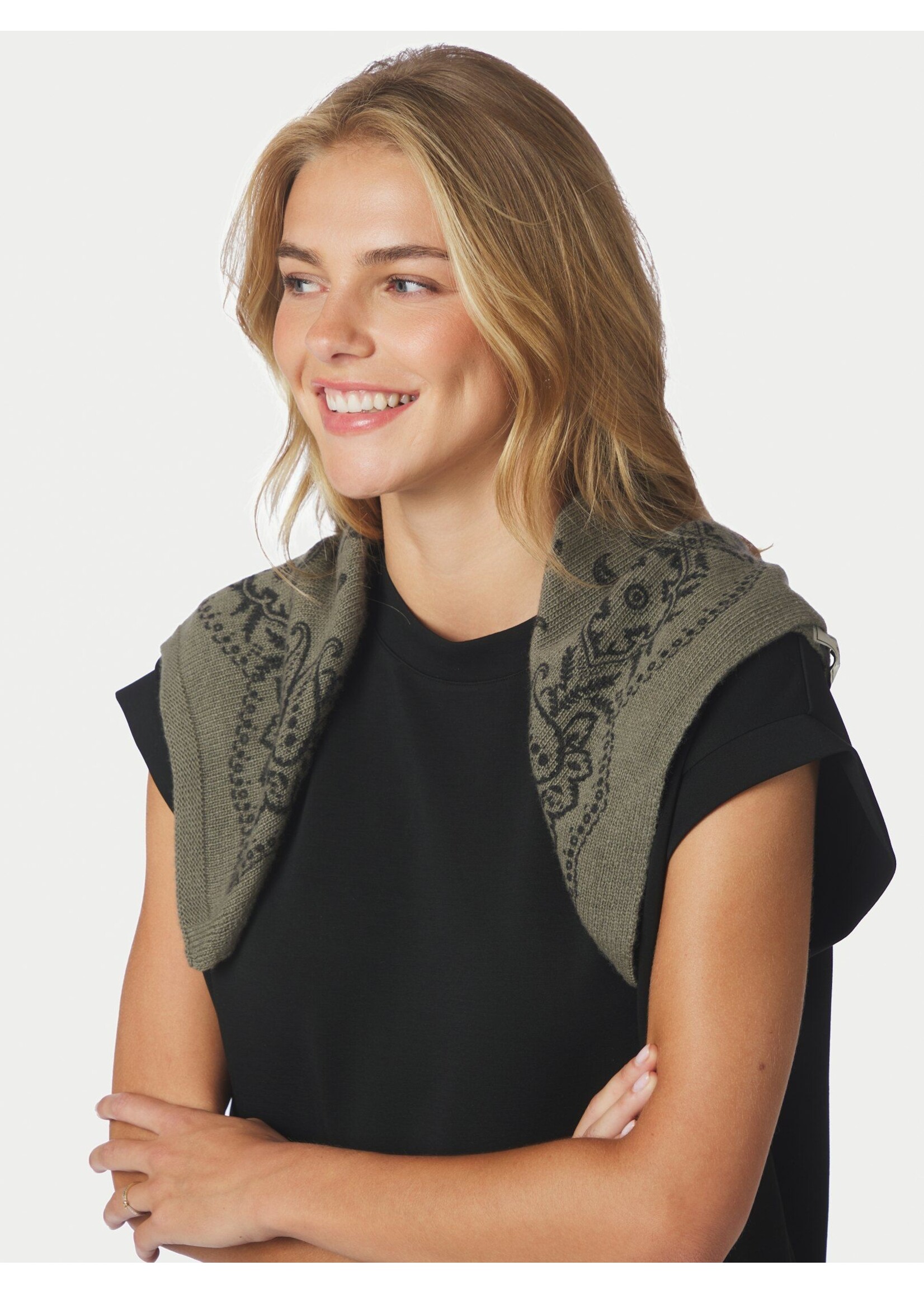 Neo Noir Neo Noir, Adelina Paisley Knit Scarf, Color: