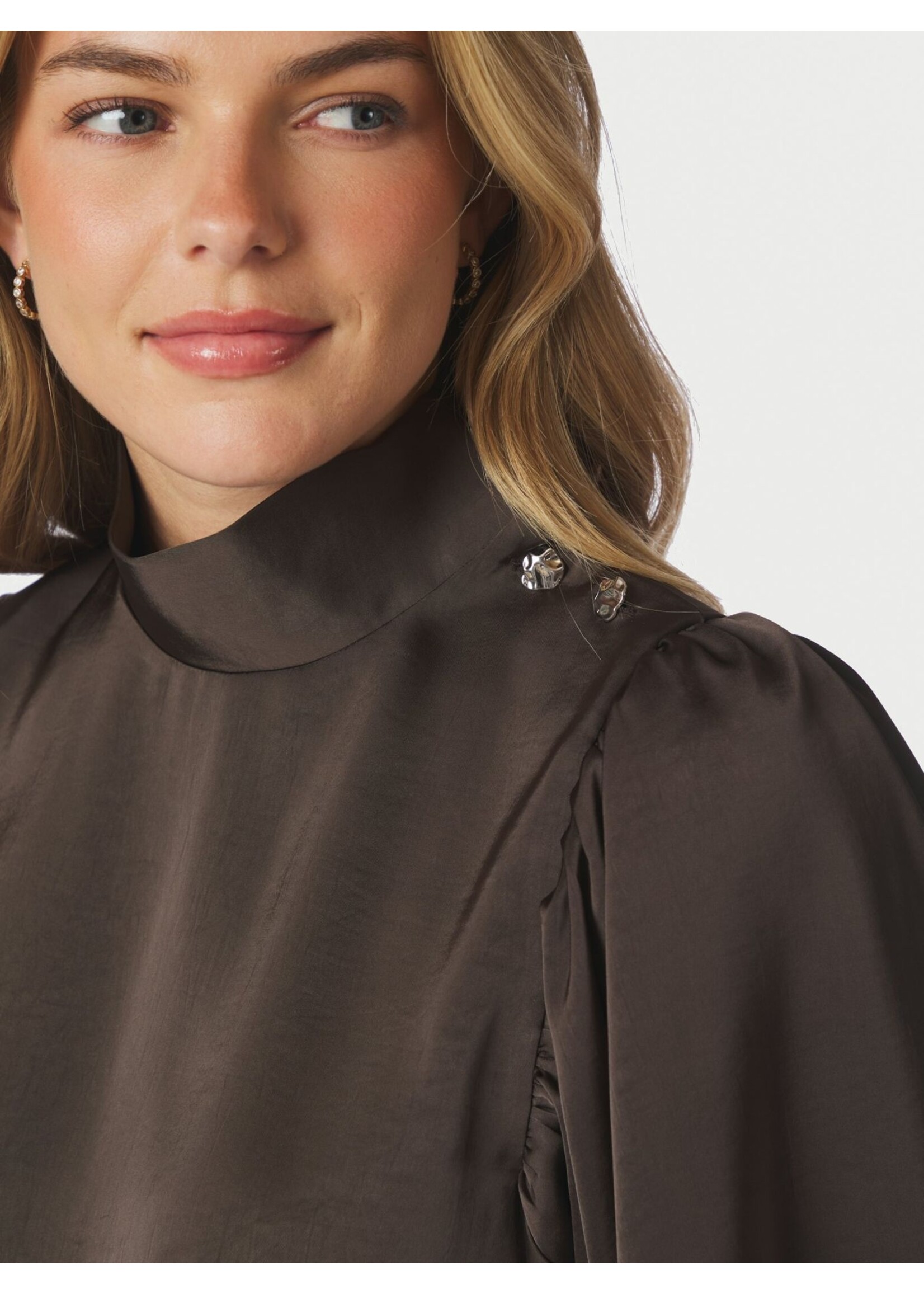Neo Noir Neo Noir, Parisa Heavy Sateen Blouse, Dark brown, Size: