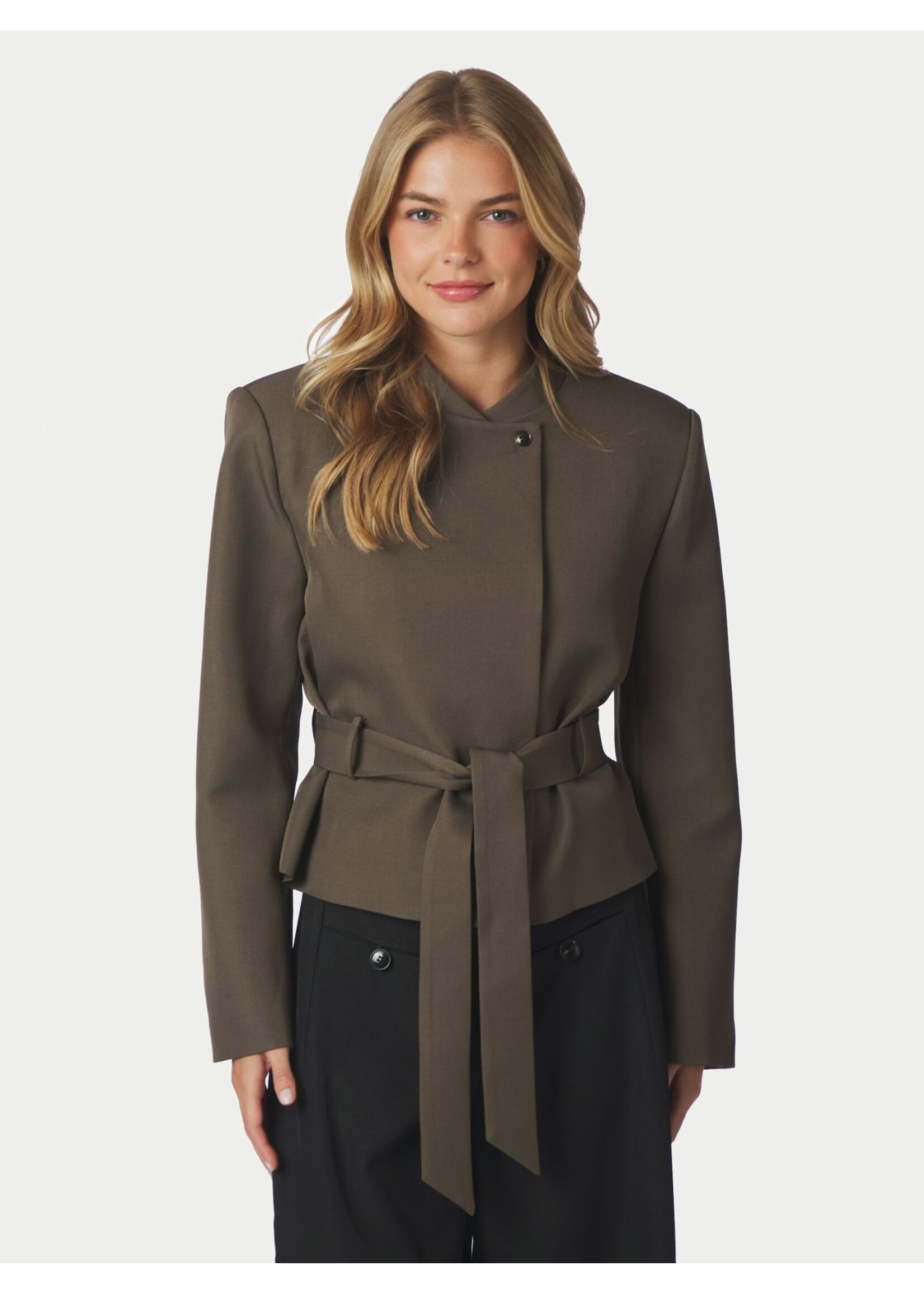 Neo Noir Neo Noir, Kailyn Structure Blazer, Dusty brown, Size: