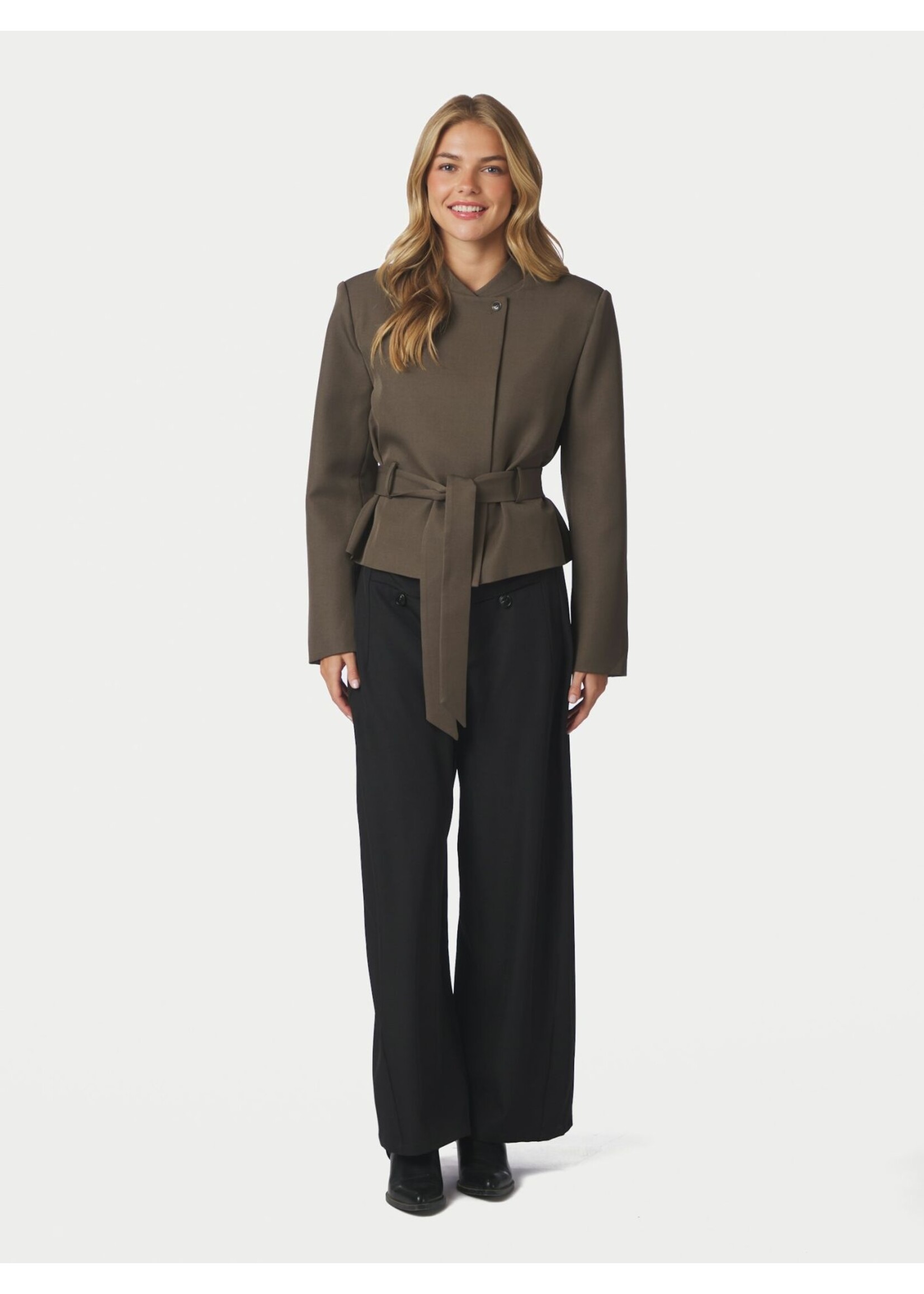 Neo Noir Neo Noir, Kailyn Structure Blazer, Dusty brown, Size:
