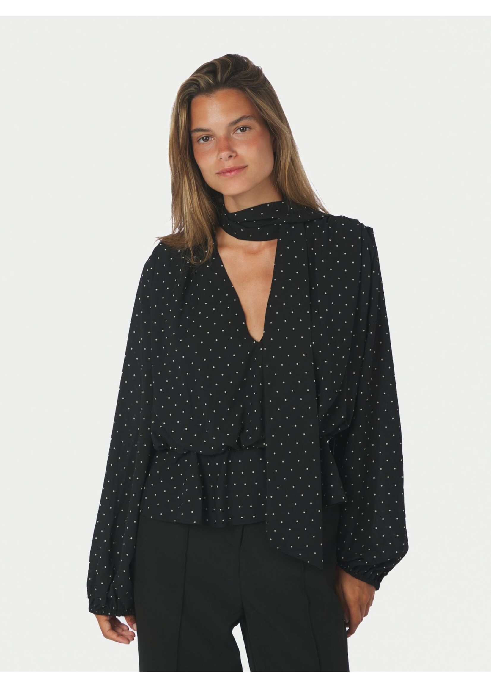 Neo Noir Neo Noir, Ettalie Dot Blouse, Black, Size: