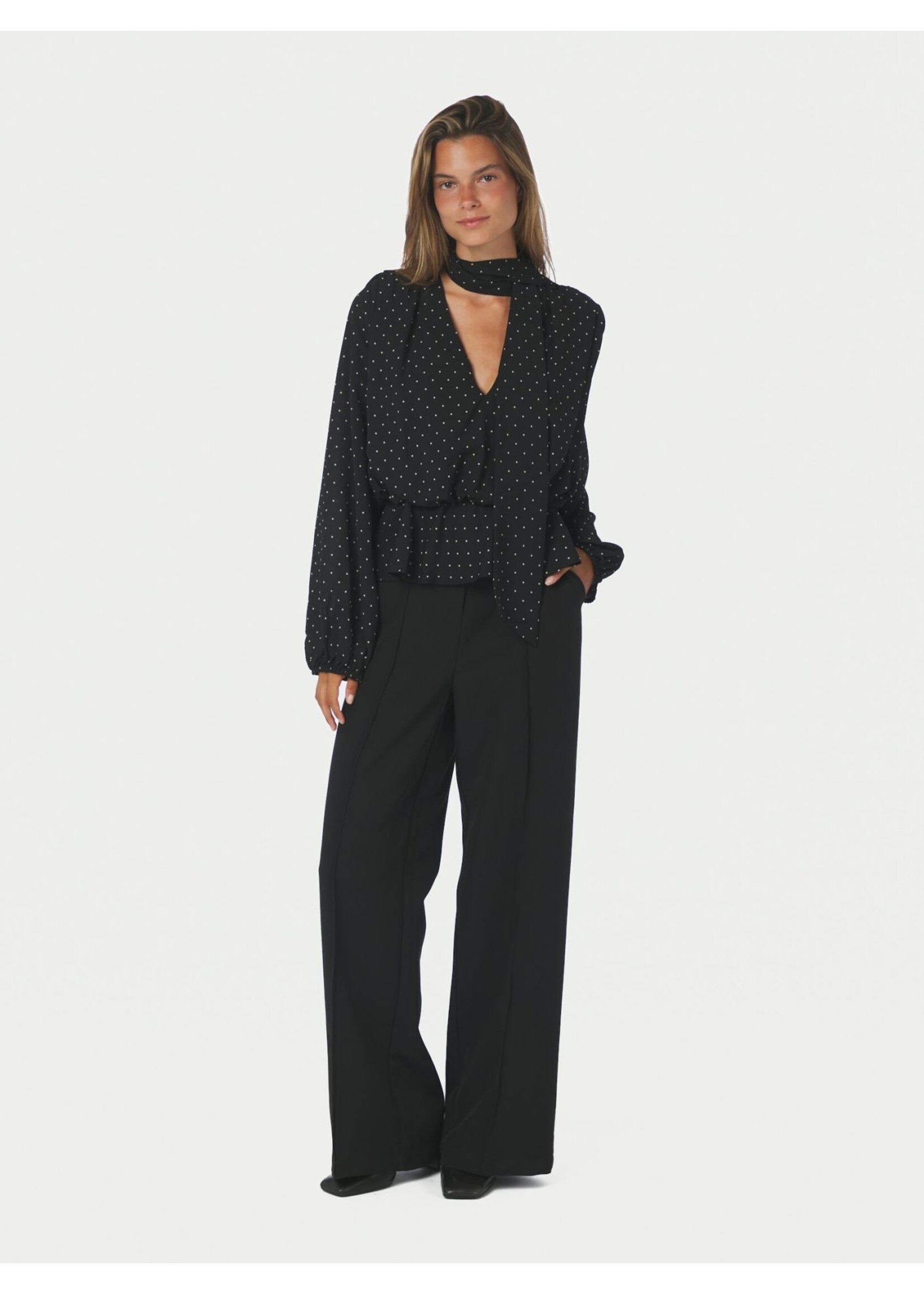 Neo Noir Neo Noir, Ettalie Dot Blouse, Black, Size: