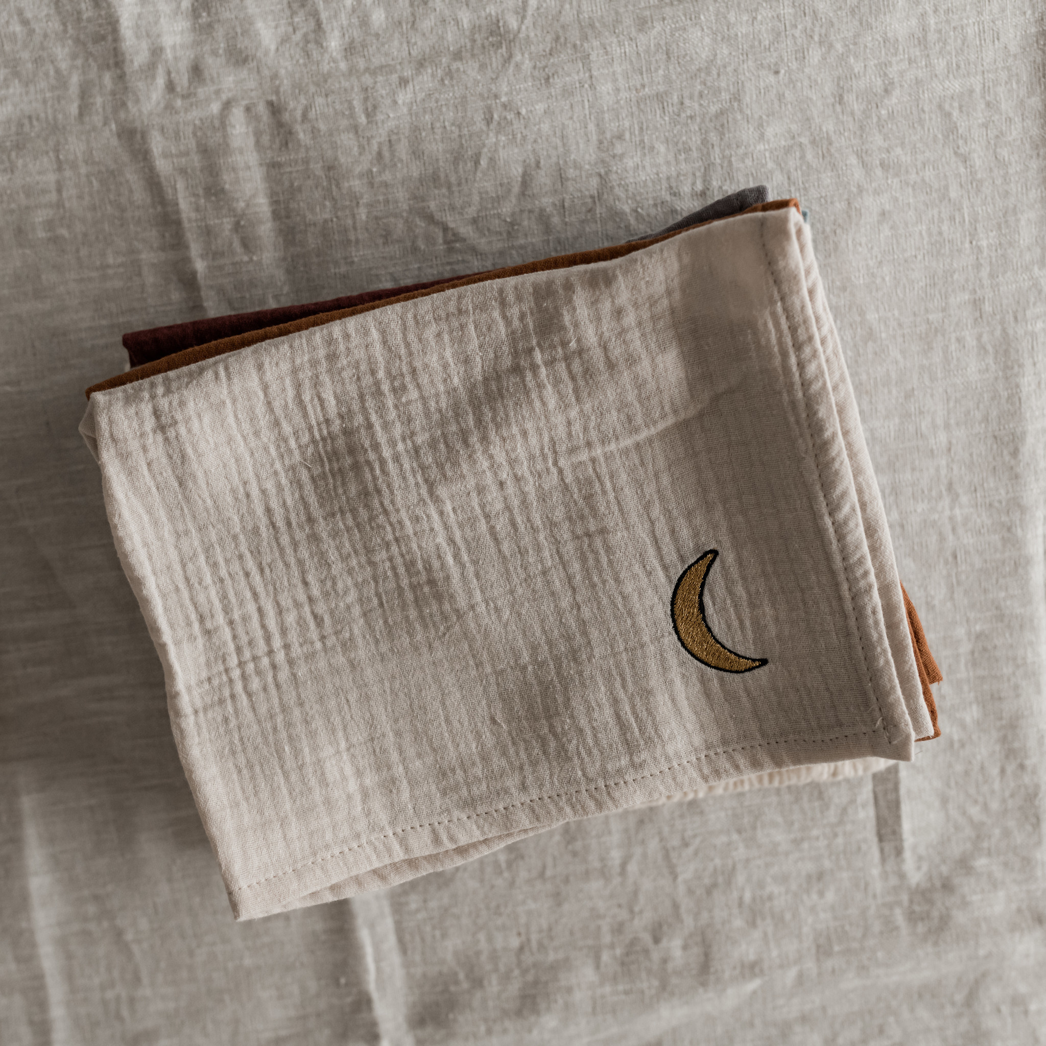 PETIT BEACHY BEIGE-1