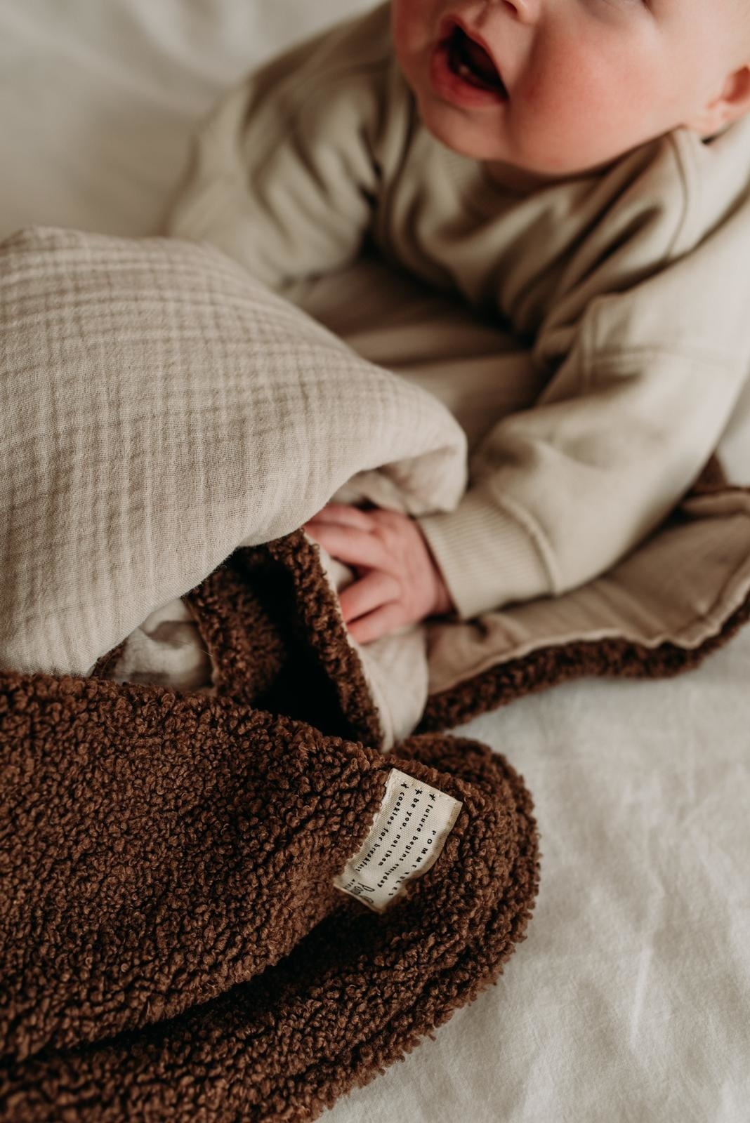 DEAR BROWNIE TEDDY BLANKET - CRIB-2