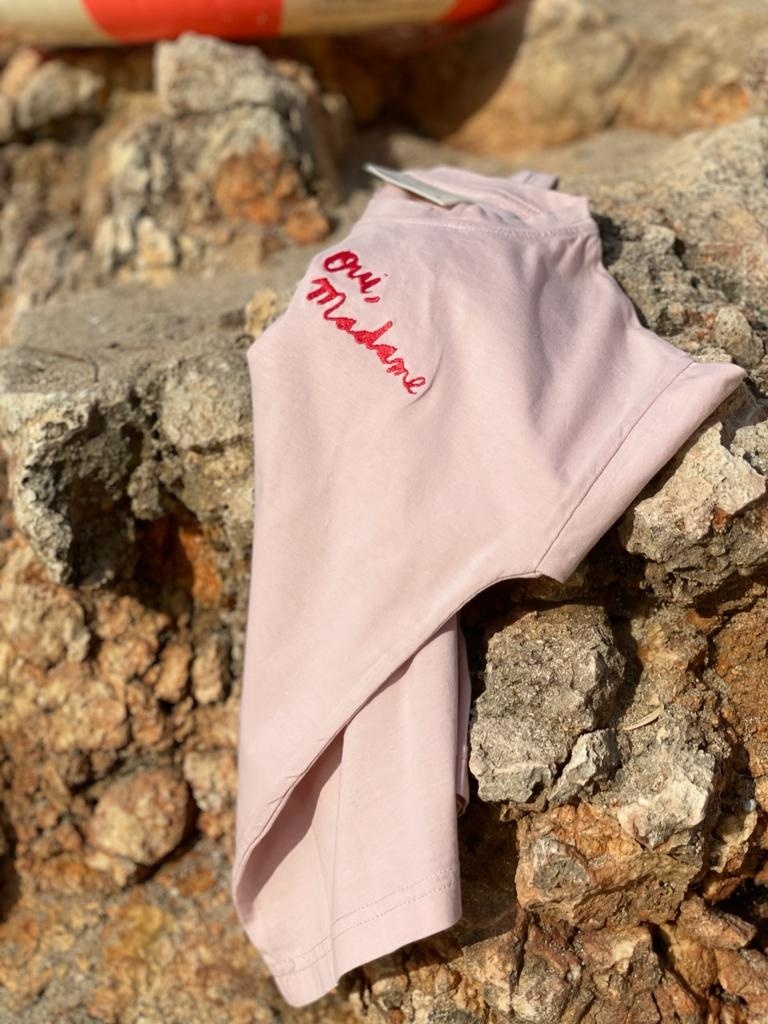 EASY TEE - PINKY PROMISE-1