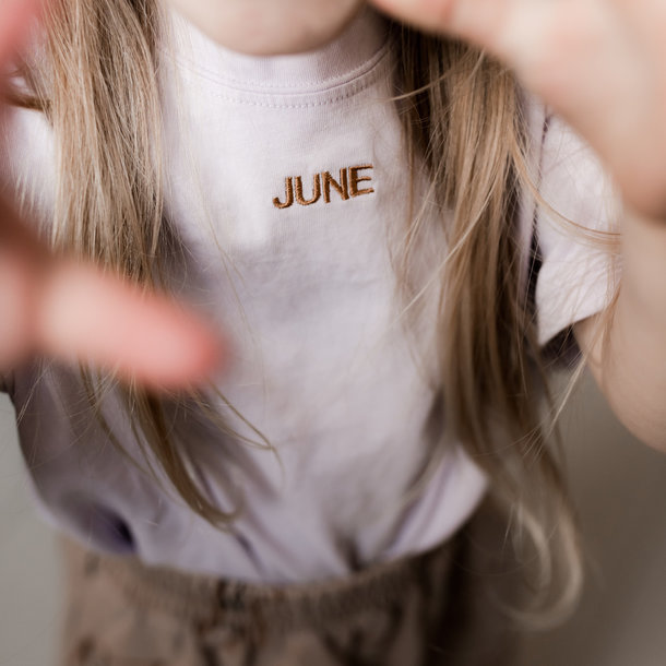 EASY TEE - LUCKY LILA