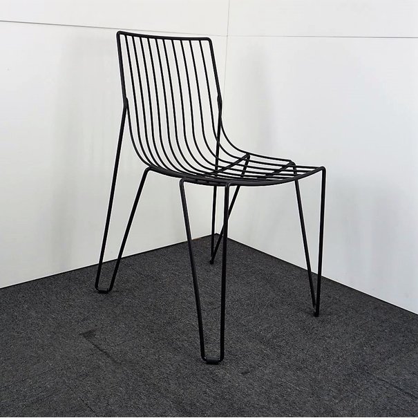 Tio Tio Chair | Gartenstuhl | Konferenzstuhl | Schwarz | Stapelbar | NEU