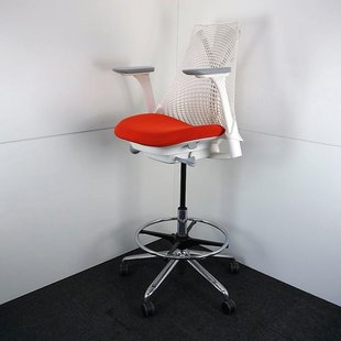 Herman Miller Sayl Bürodrehstuhl  | Counterstuhl | Orange  | Weiß|