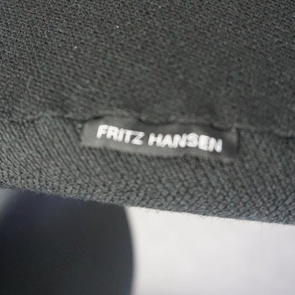 Fritz Hansen Swan Chair | Schwarz (Neuwertig)