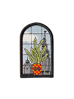 Feestkleding Breda Embleem Sanseveria in het raam EMB-126