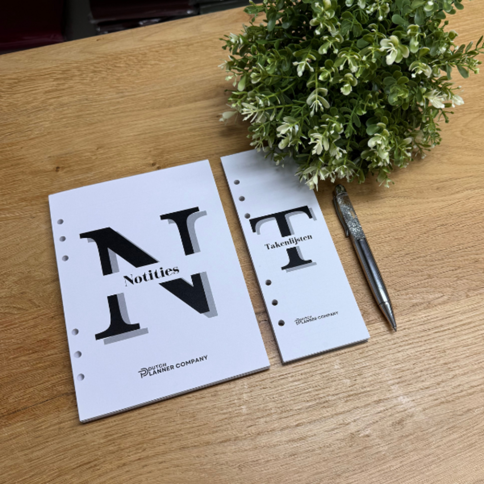 Notepad & Magnetic To-Do List – clarity at home and on the go