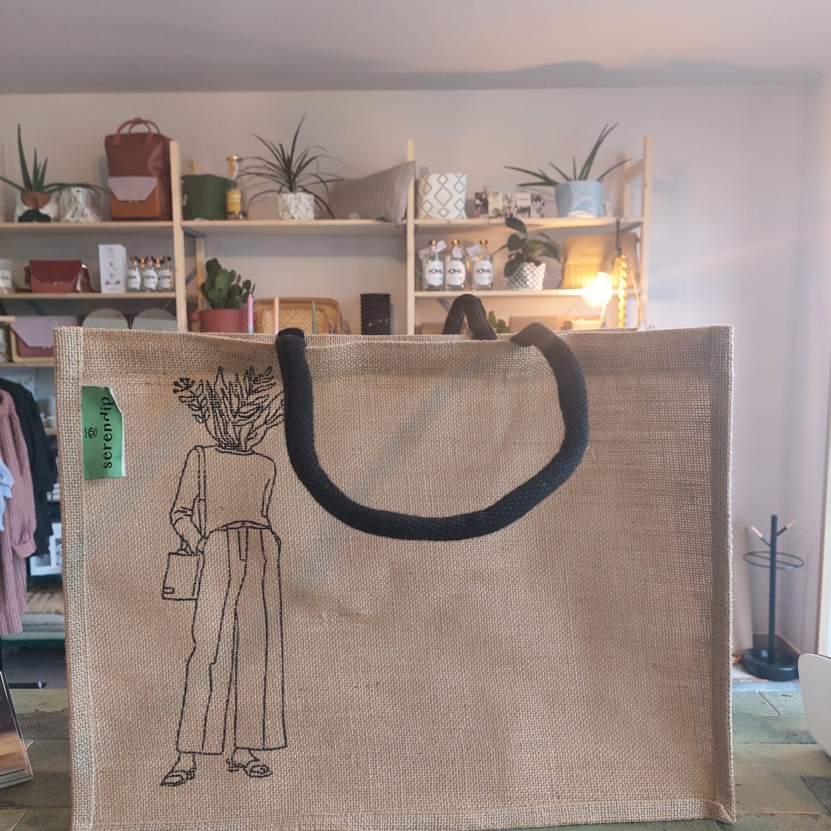 Serendip - Home, Fashion & Gifts Serendip Jute Shopping Bag