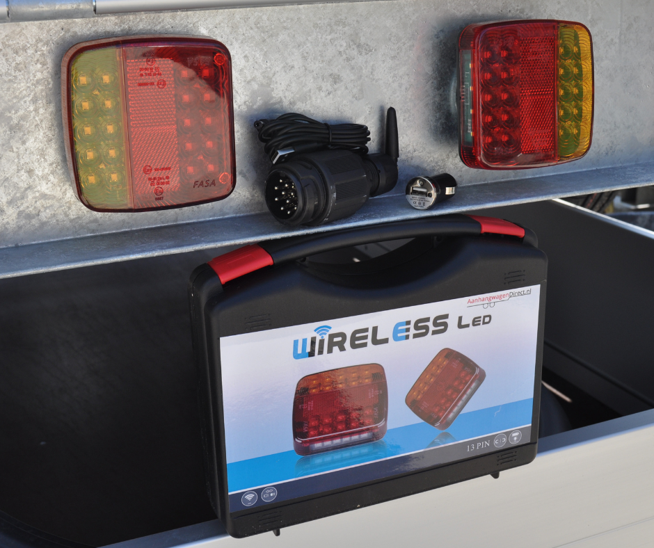 Kabellose LED Rückleuchten für Pkw Anhänger, magnetisch, 13-polig in  Baden-Württemberg - Renchen, Tuning & Styling Anzeigen