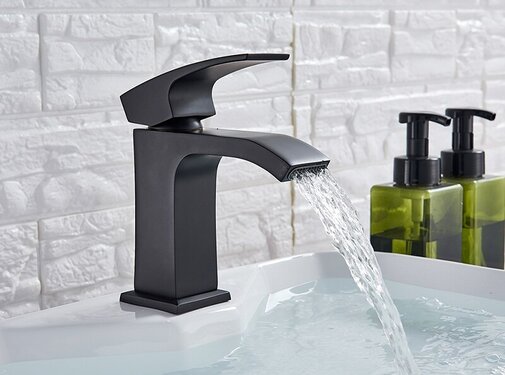 VALISA Zwarte messing wastafel fonteinkraan