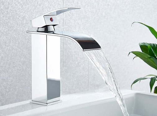 VALISA Luxe waterval wastafel kraan messing mengkraan chroom A