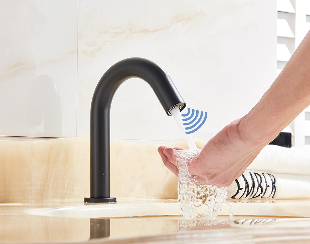 Shop nu deze Automatische Infrarood Sensor Wastafel kraan Warm en Koud Water zwart laag op Valisa.nl
