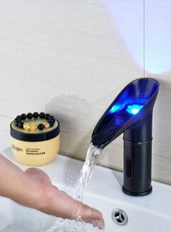 VALISA Zwart Moderne sensor LED kleur wastafel kraan koud water